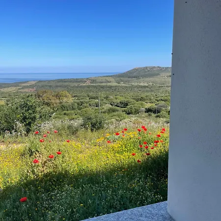 Vista Mare In Collina Aparthotel Isola Rossa (Sassari)