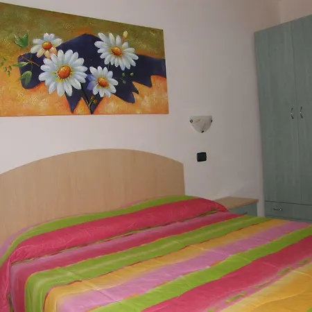 Vista Mare In Collina Apartahotel Isola Rossa (Sassari)