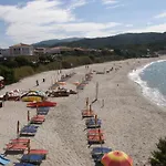 Aparthotel Vista Mare In Collina