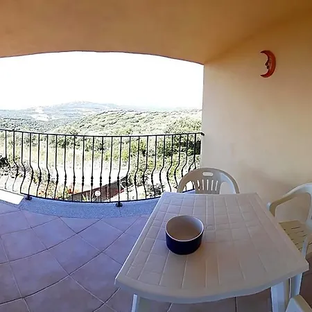 Lejlighedshotel Vista Mare In Collina Isola Rossa (Sassari)